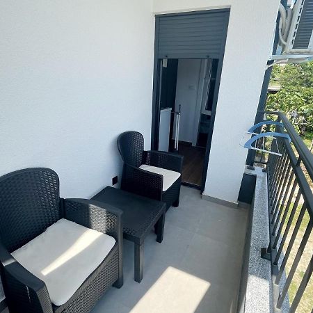 Lana Apartmani Bar Kültér fotó
