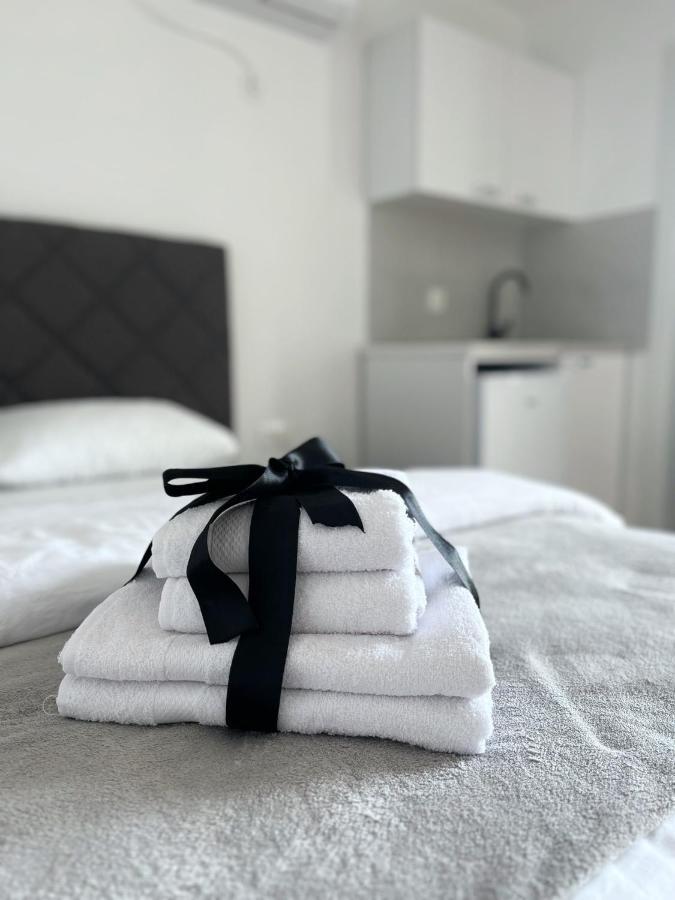Lana Apartmani Bar Kültér fotó