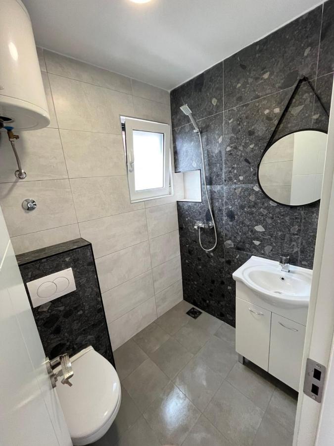 Lana Apartmani Bar Kültér fotó