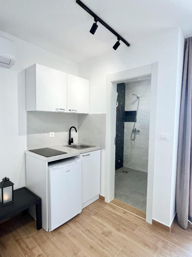 Lana Apartmani Bar Kültér fotó