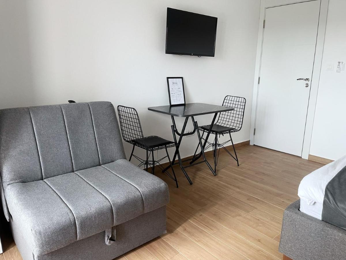 Lana Apartmani Bar Kültér fotó