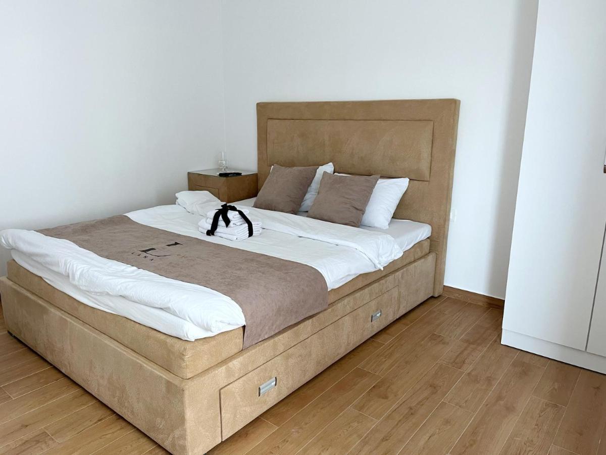 Lana Apartmani Bar Kültér fotó