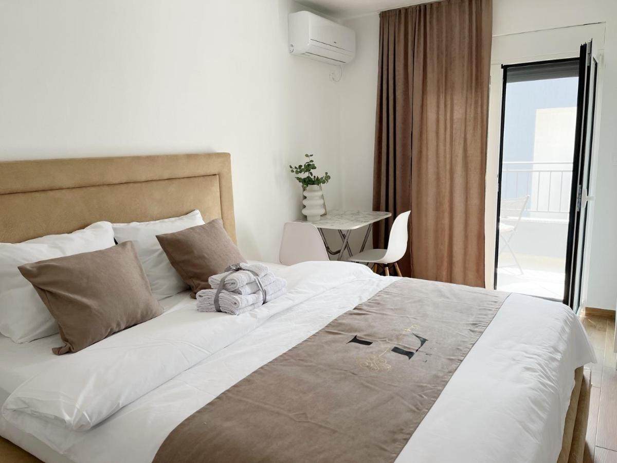 Lana Apartmani Bar Kültér fotó
