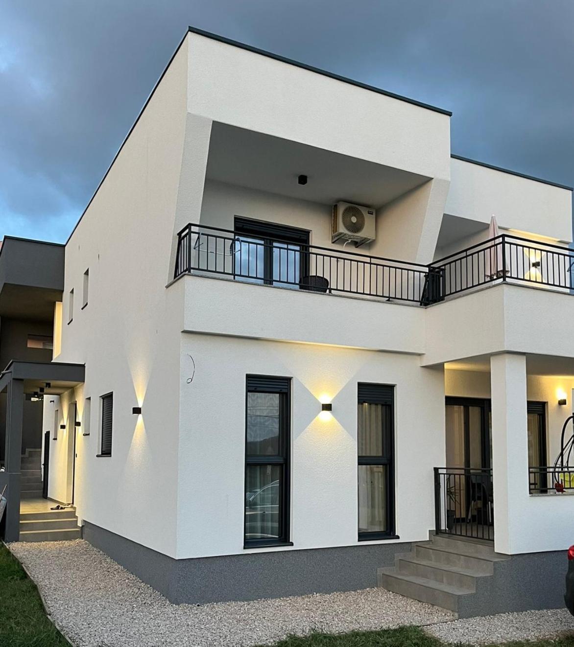 Lana Apartmani Bar Kültér fotó